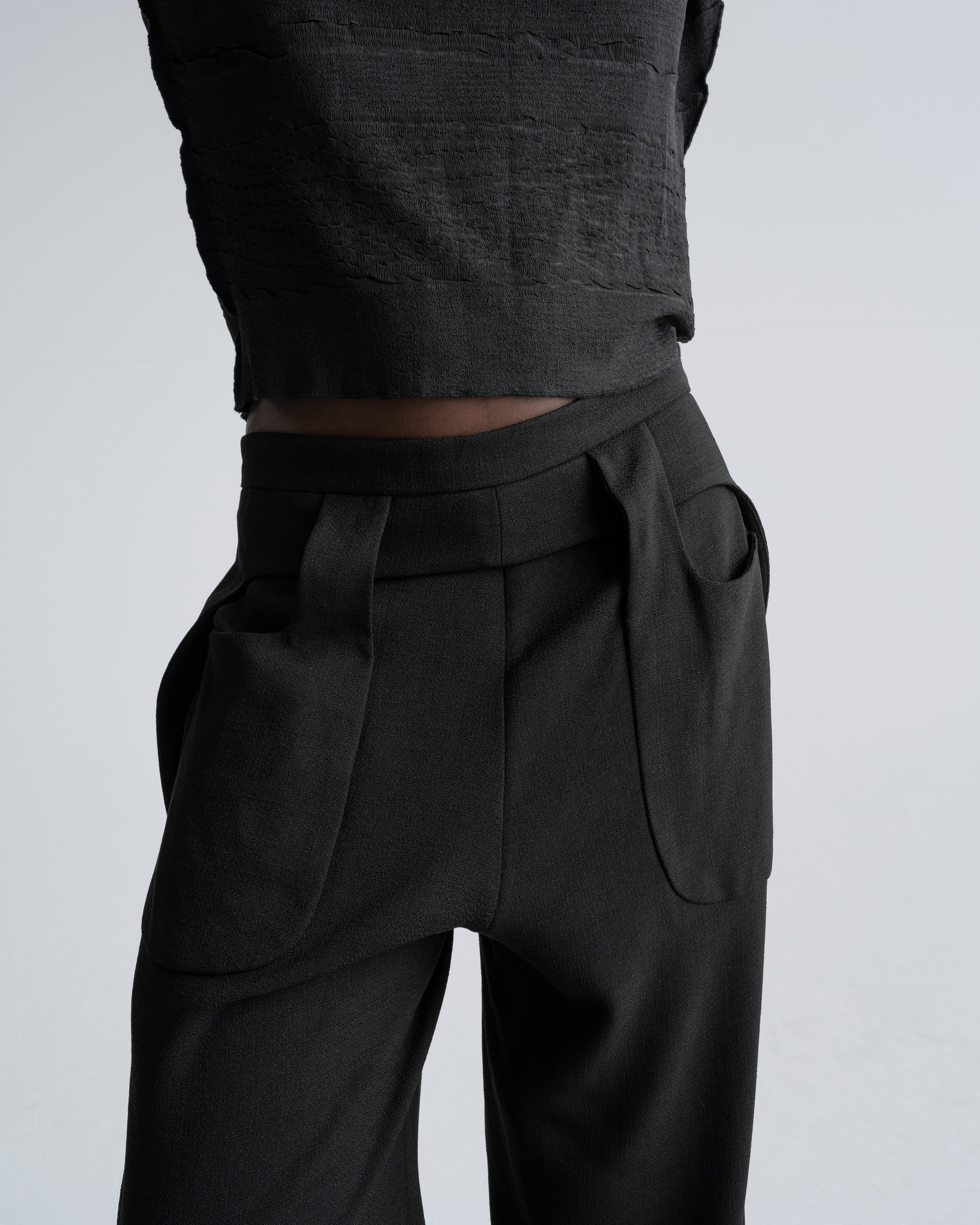 WOVEN PANTS