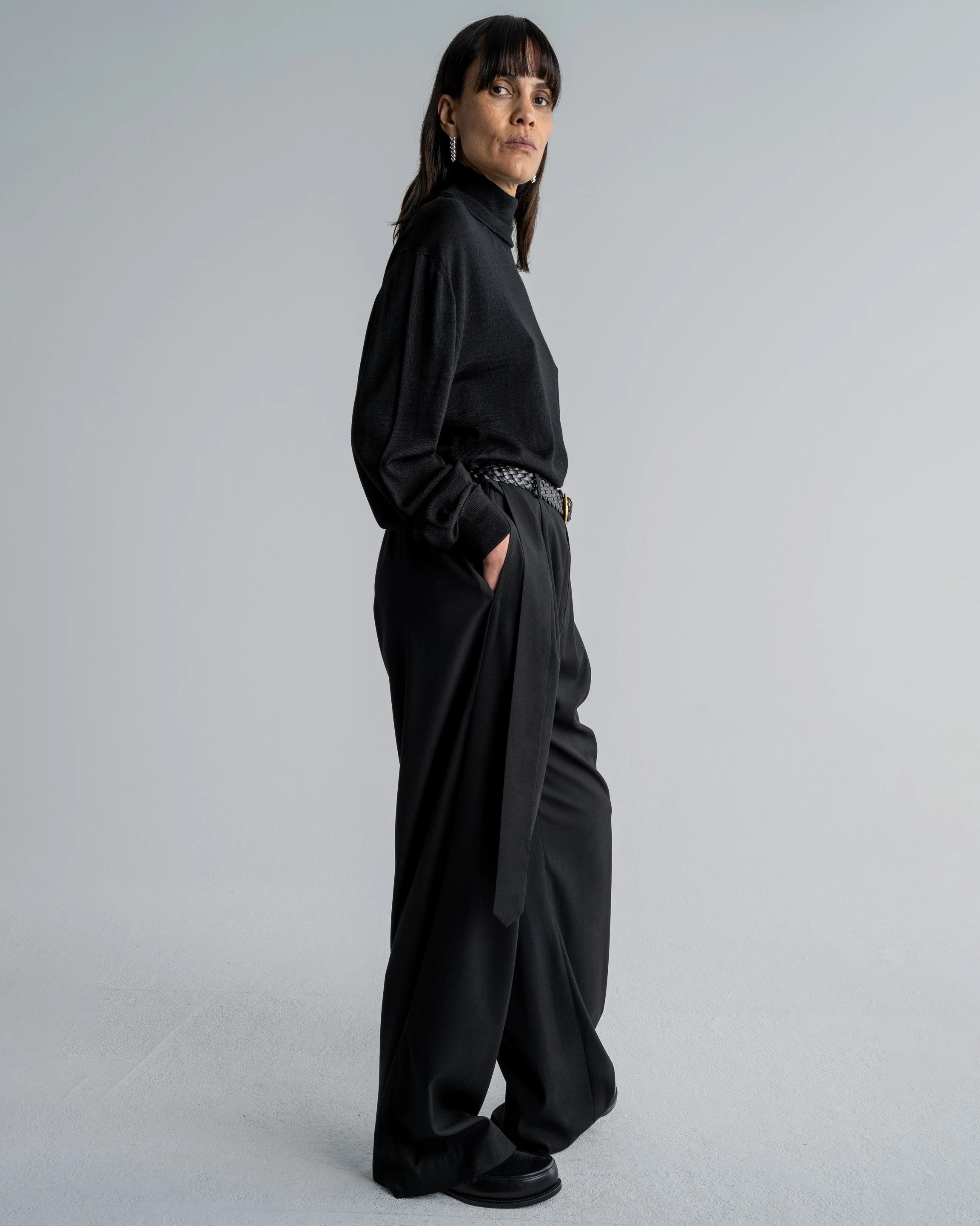 BAGGY FLARE PANTS