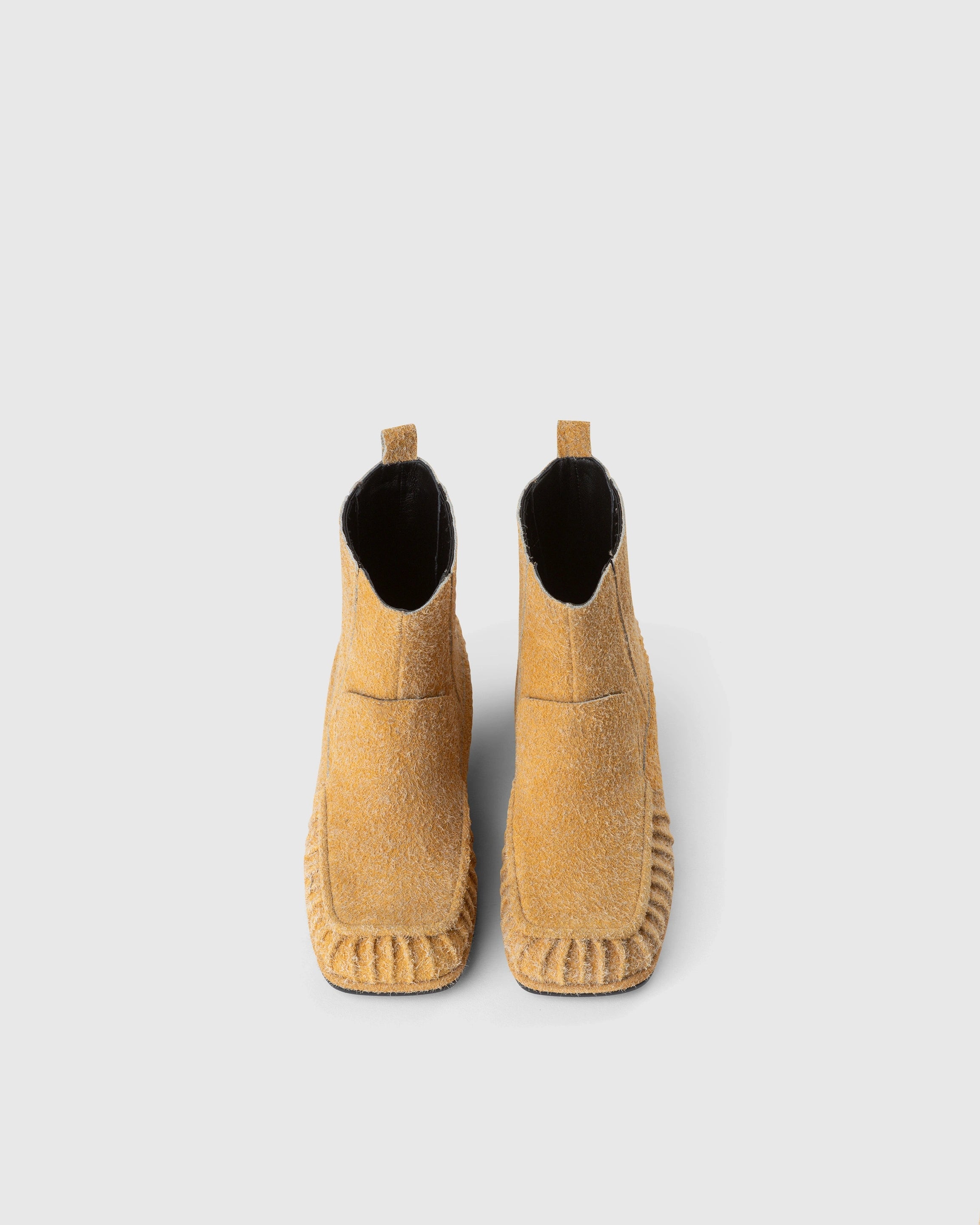 CHELSEA BOOT