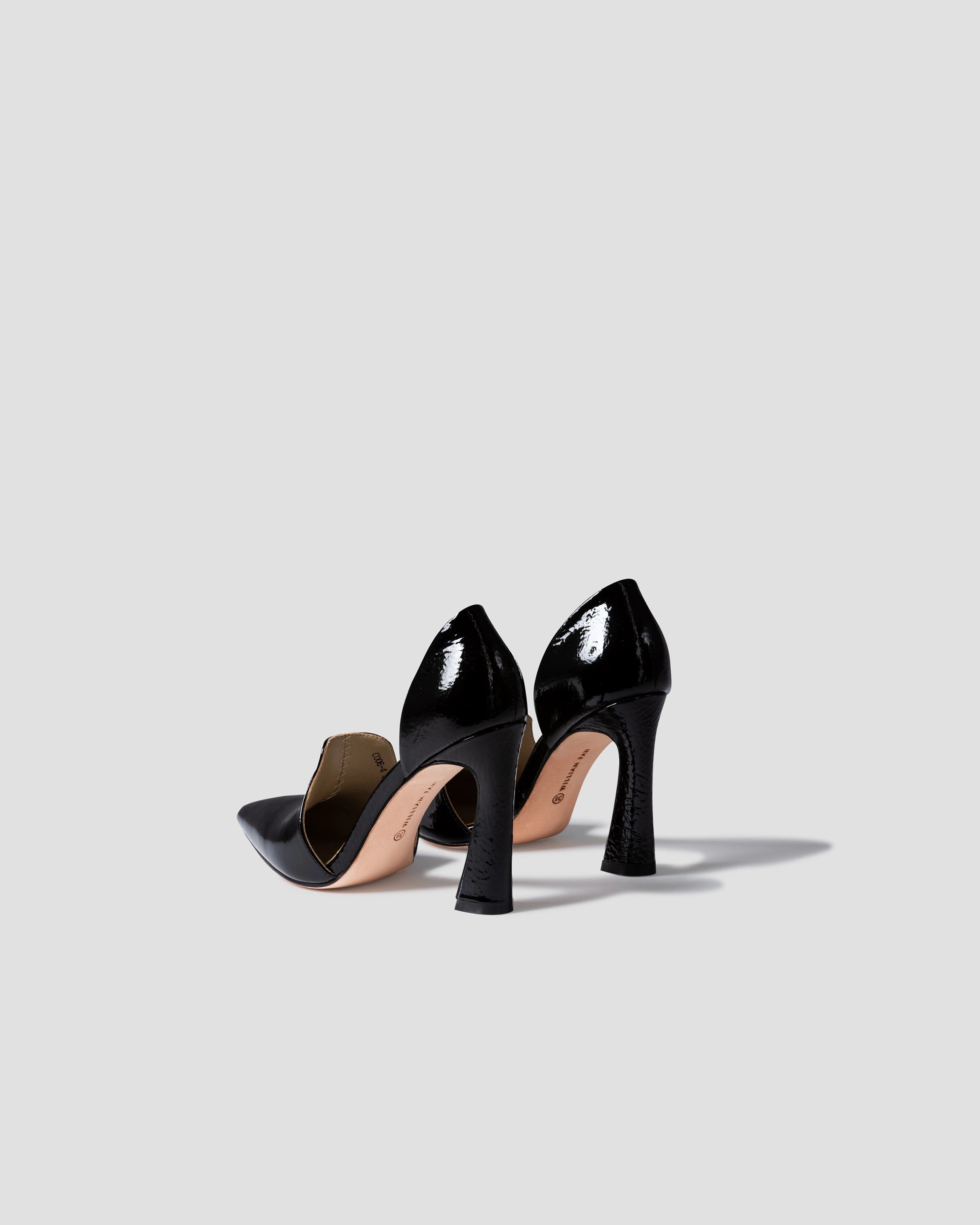 TOWN HEEL