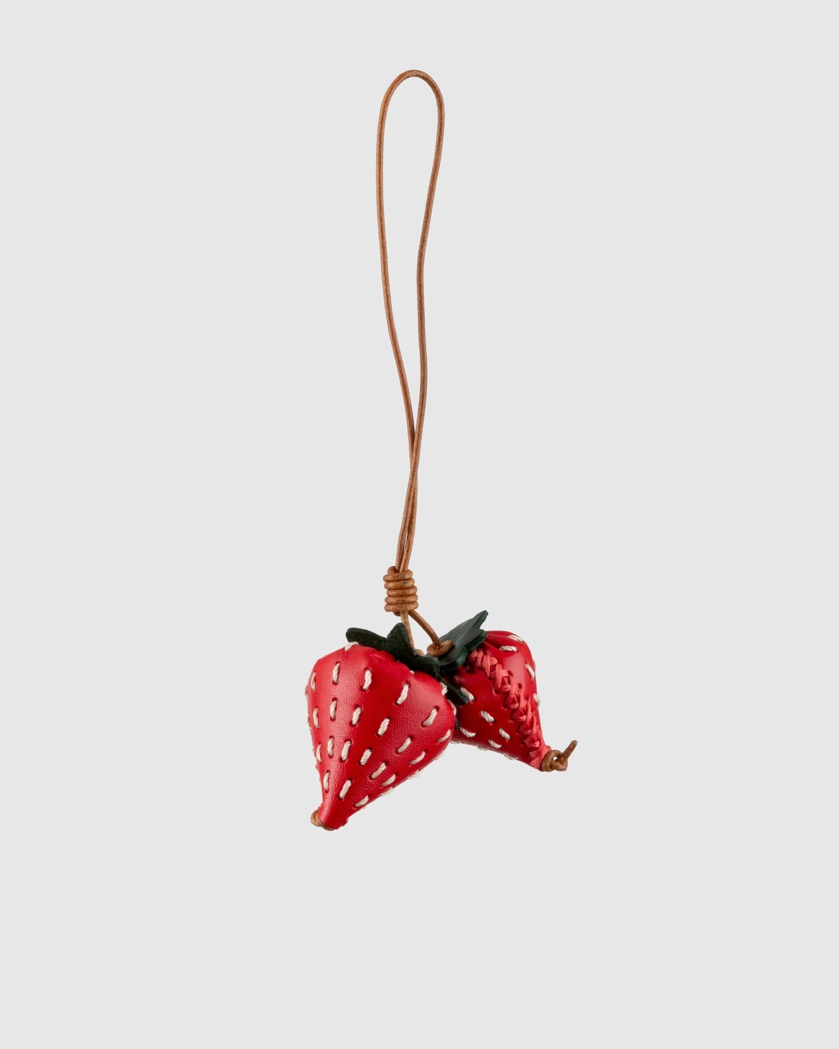 BAG CHARM STRAWBERRY - WILLIAM FAN