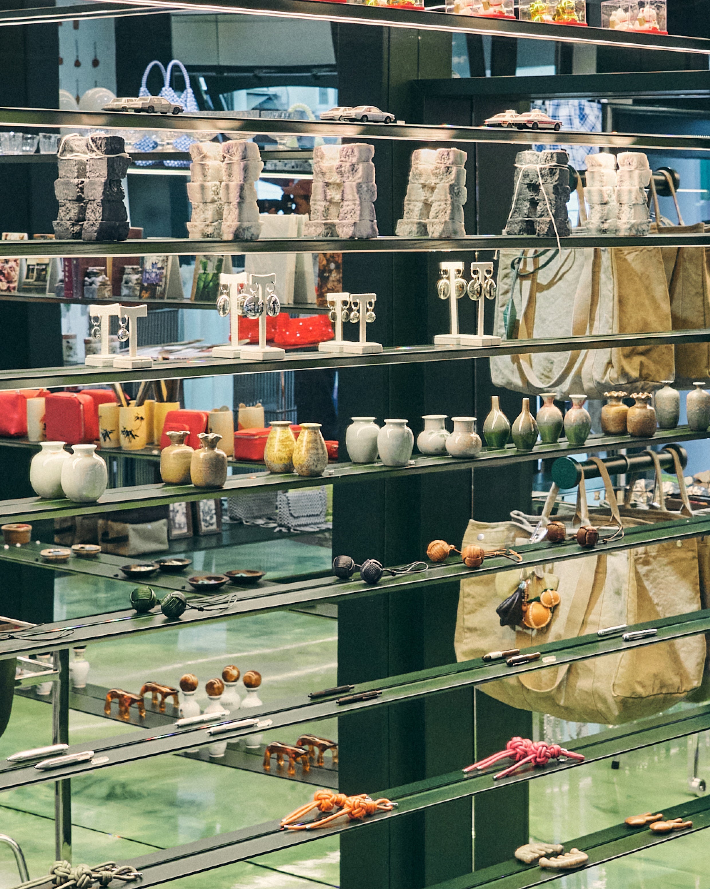 SHOP ALL FAN PLAZA - WILLIAM FAN