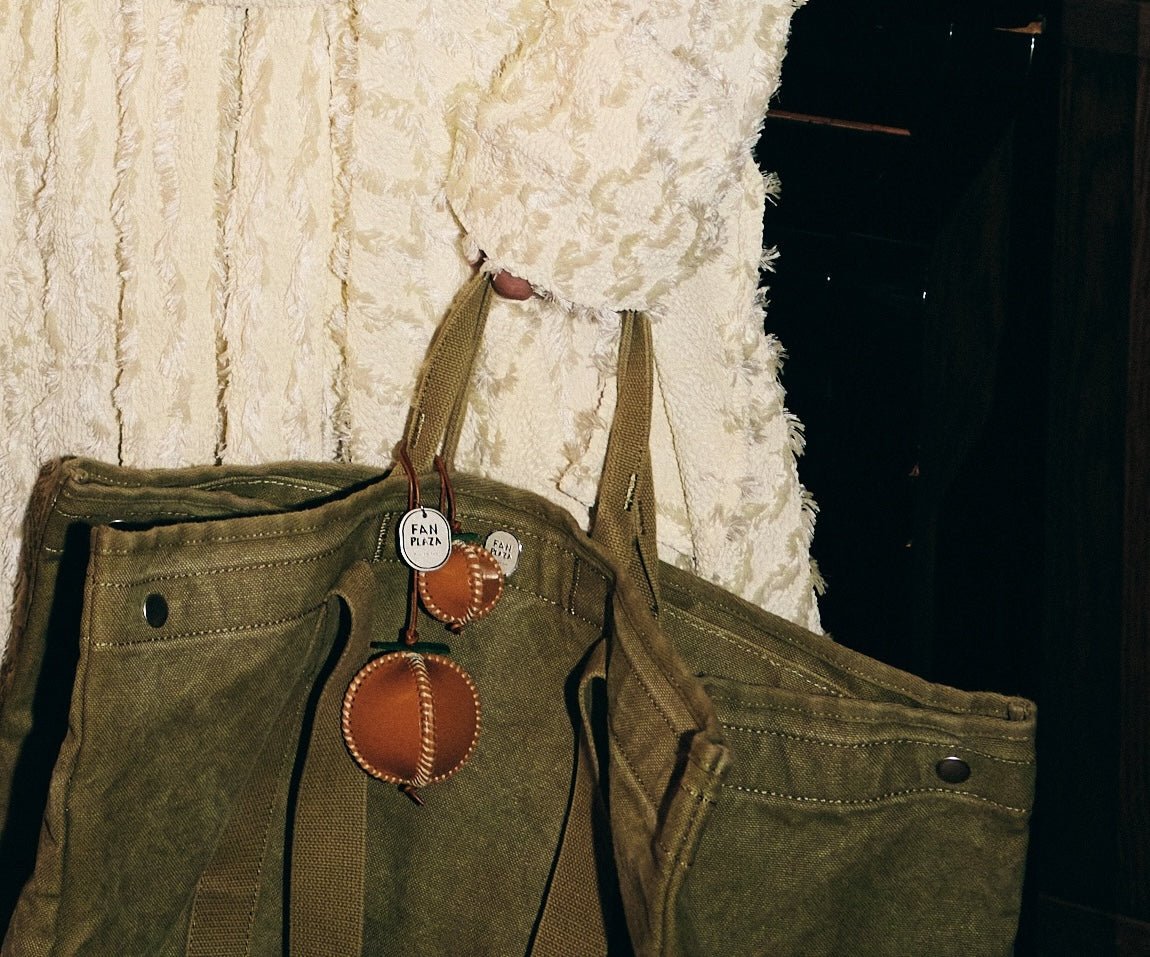 SHOPPER - WILLIAM FAN