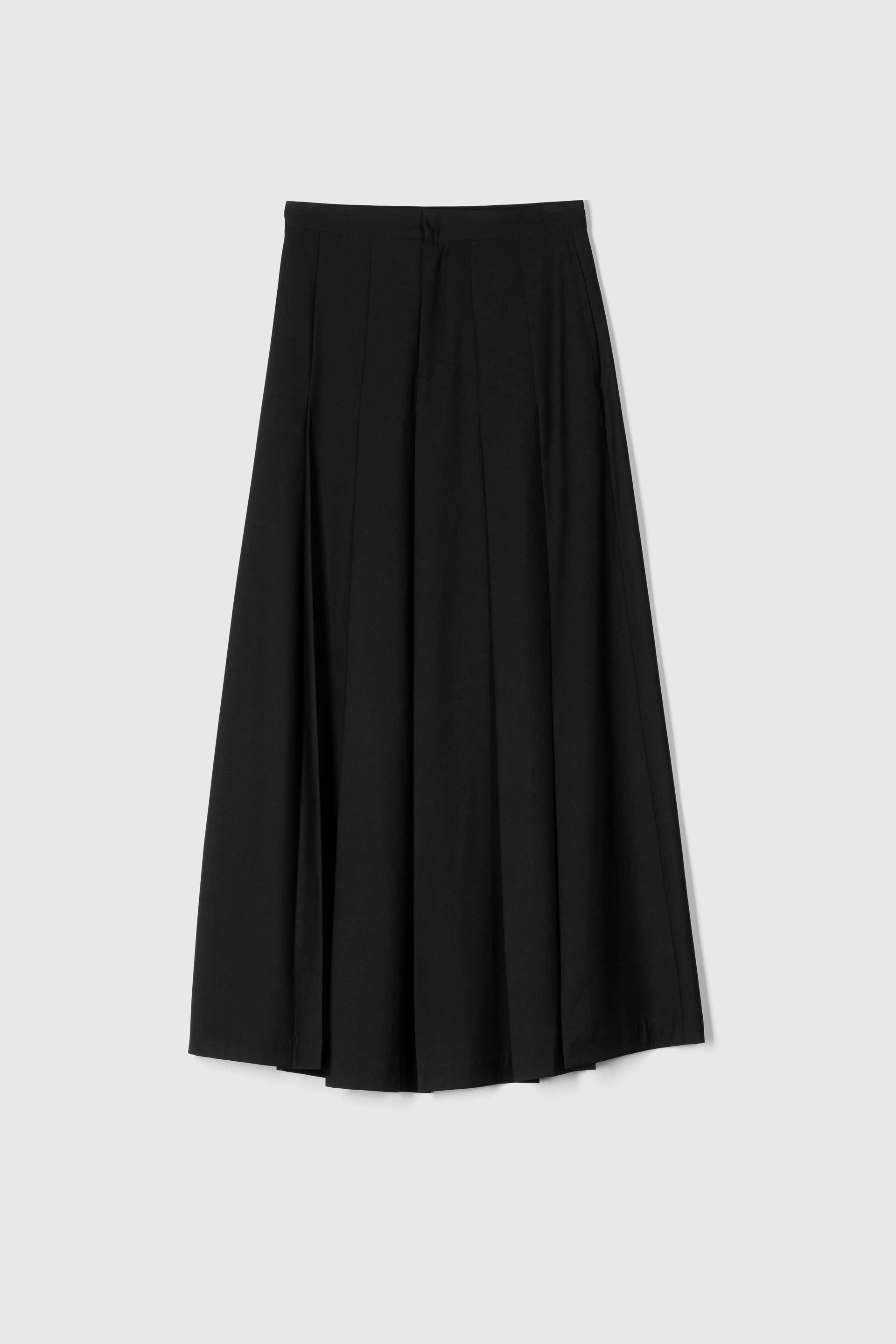 BASE SKIRT