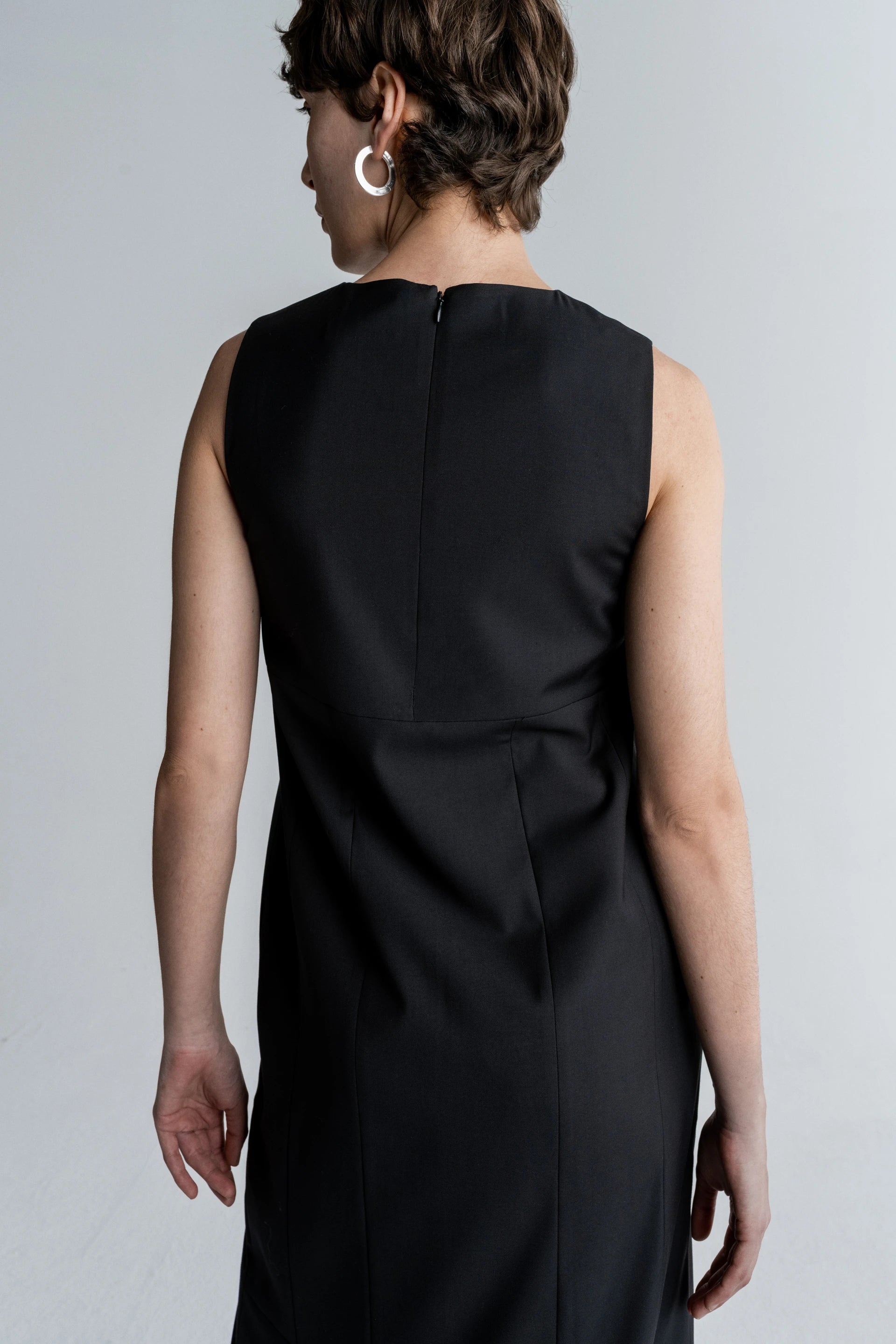 CLEAN DRESS