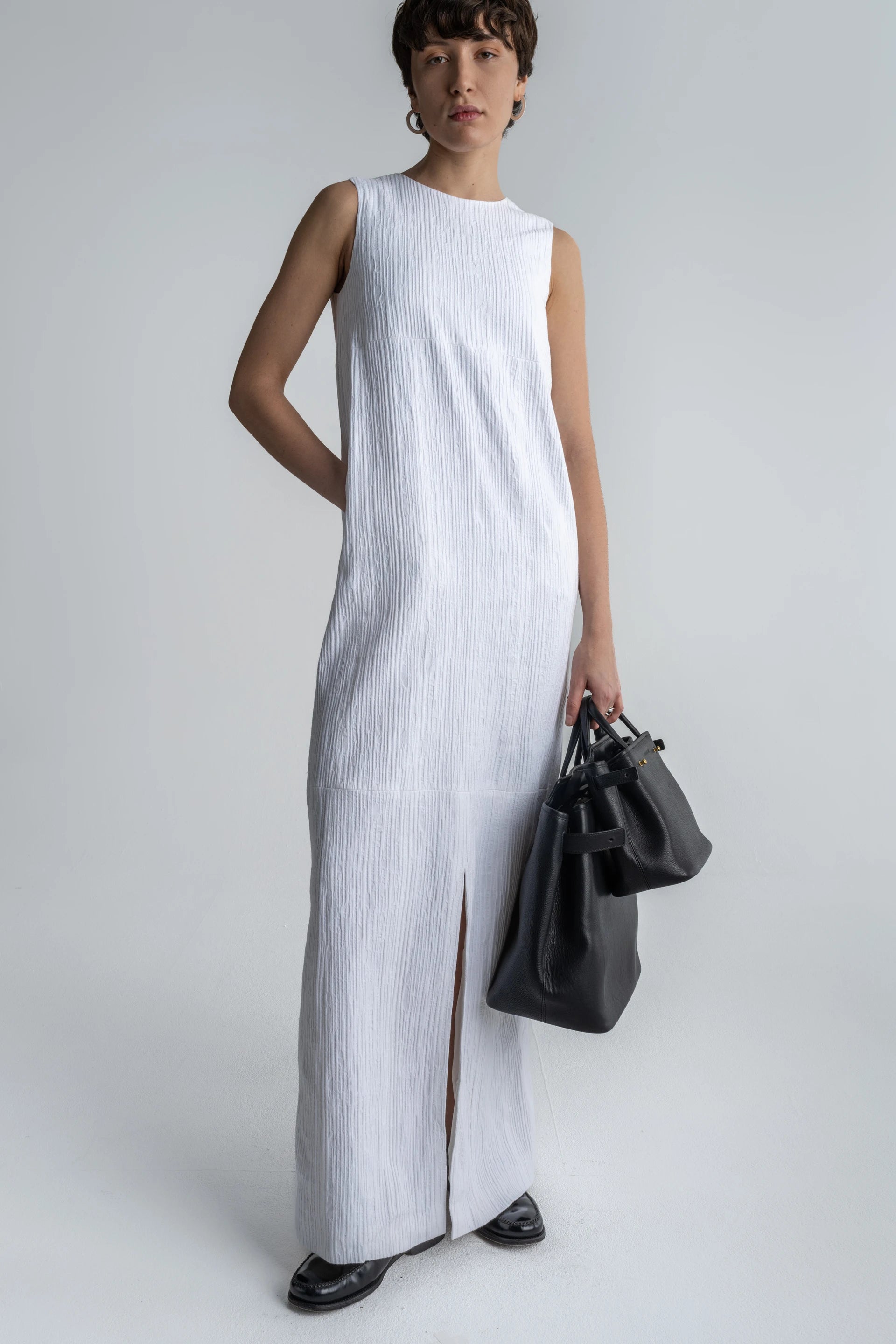 CLEAN DRESS