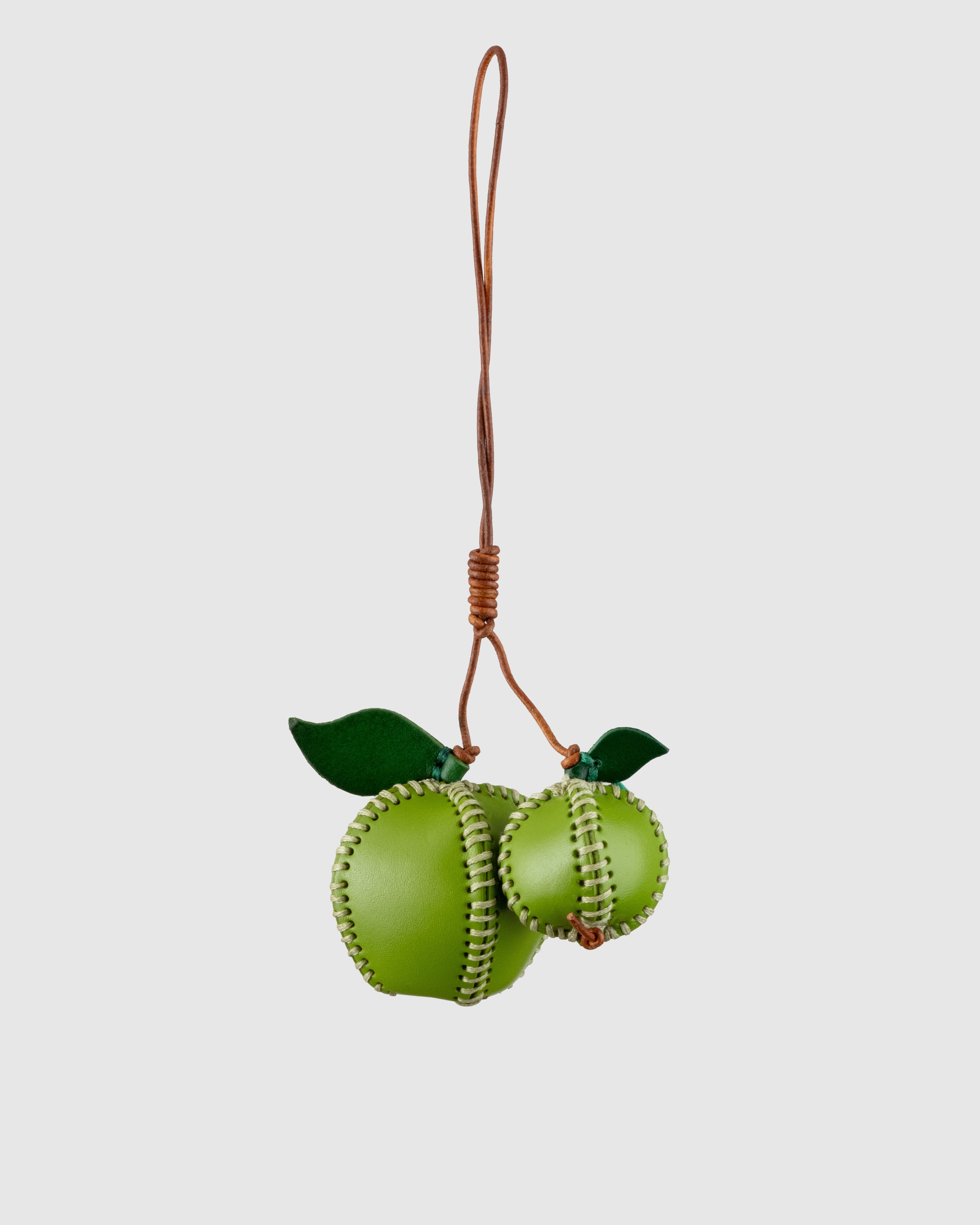 BAG CHARM APPLE
