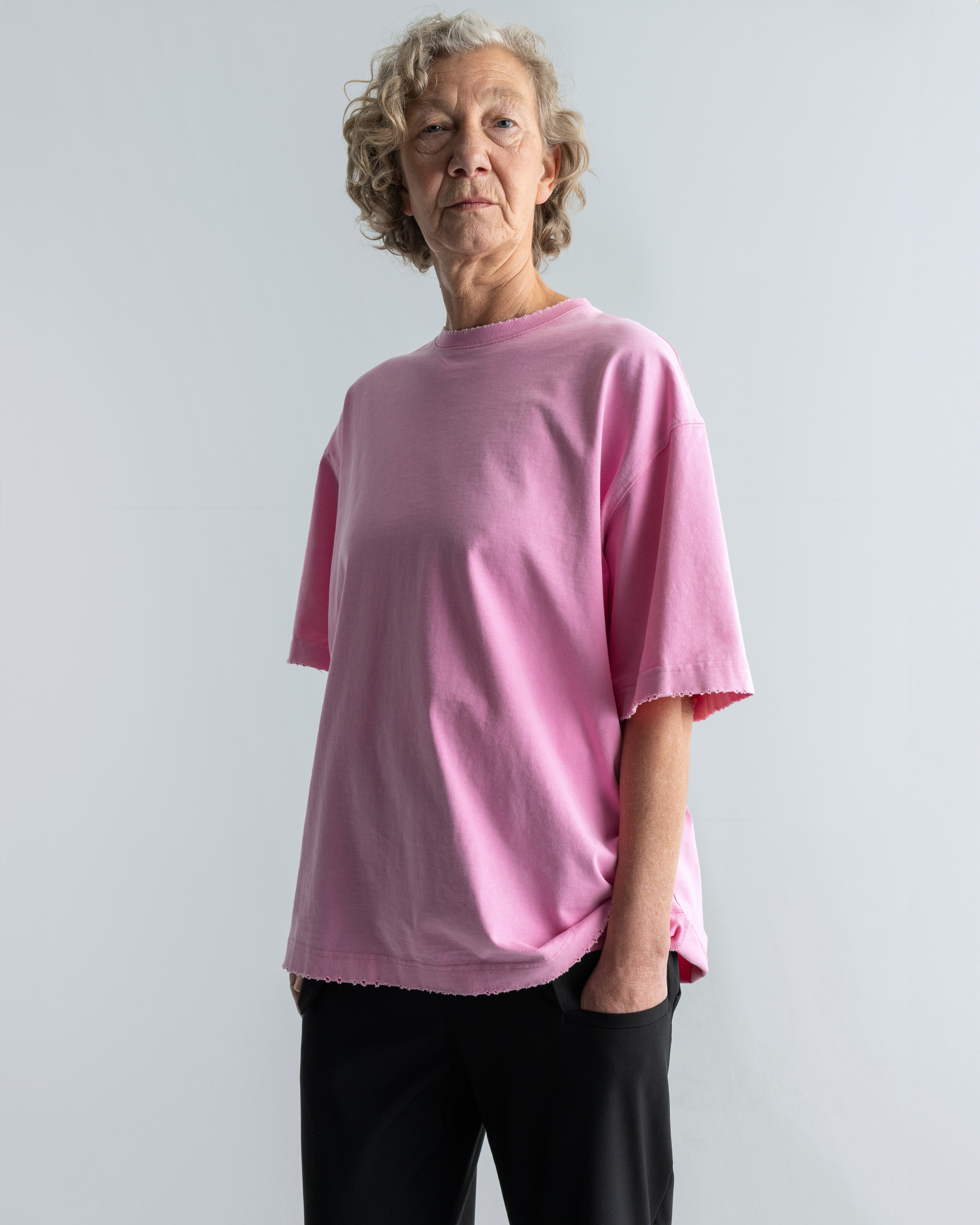BASIC T-SHIRT