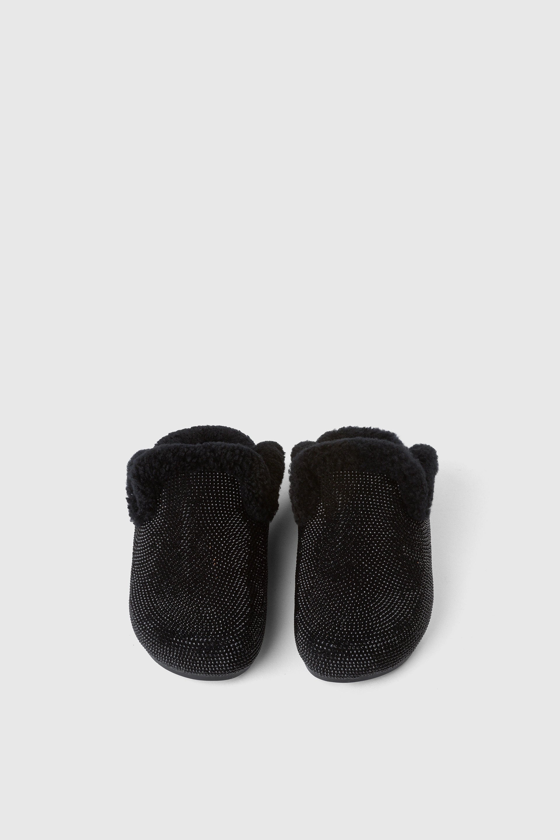 SLIPPER
