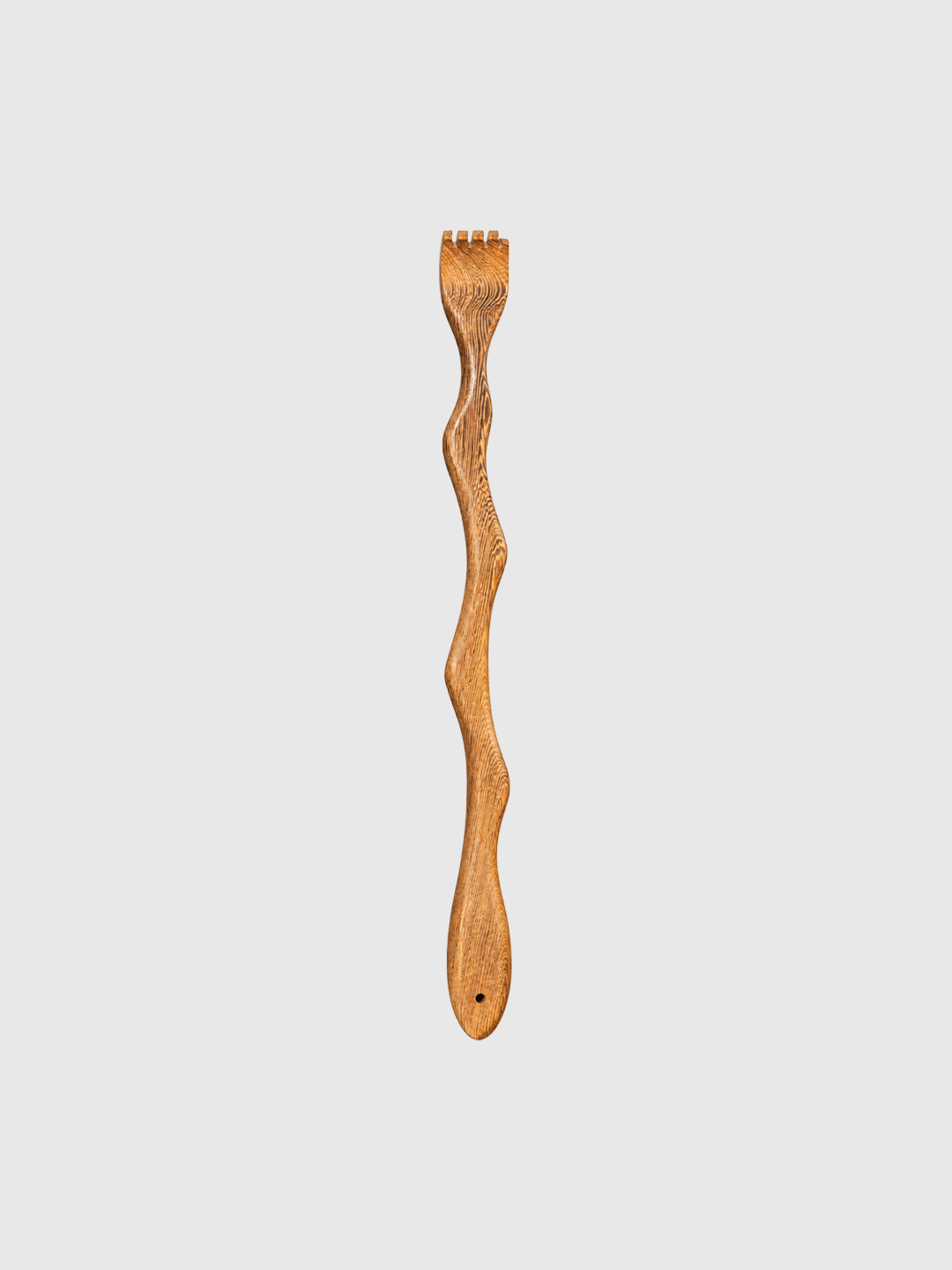 WAVY WOODEN BACK SCRATCHER