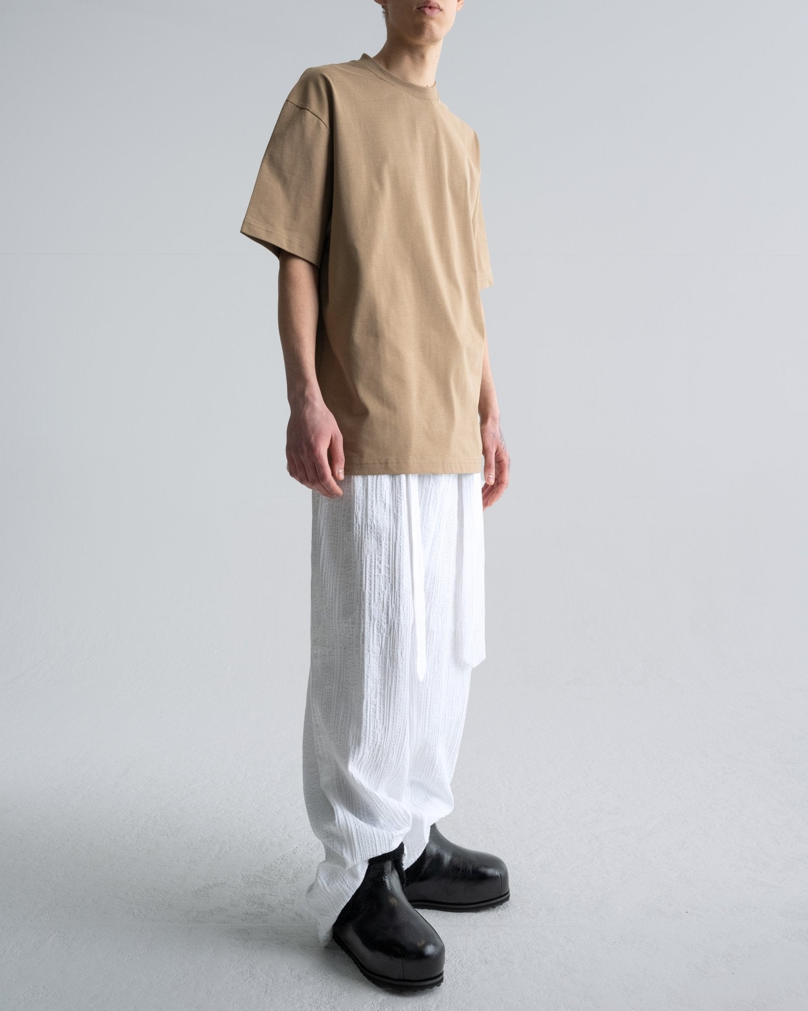 BAGGY FLARE PANTS - WILLIAM FAN