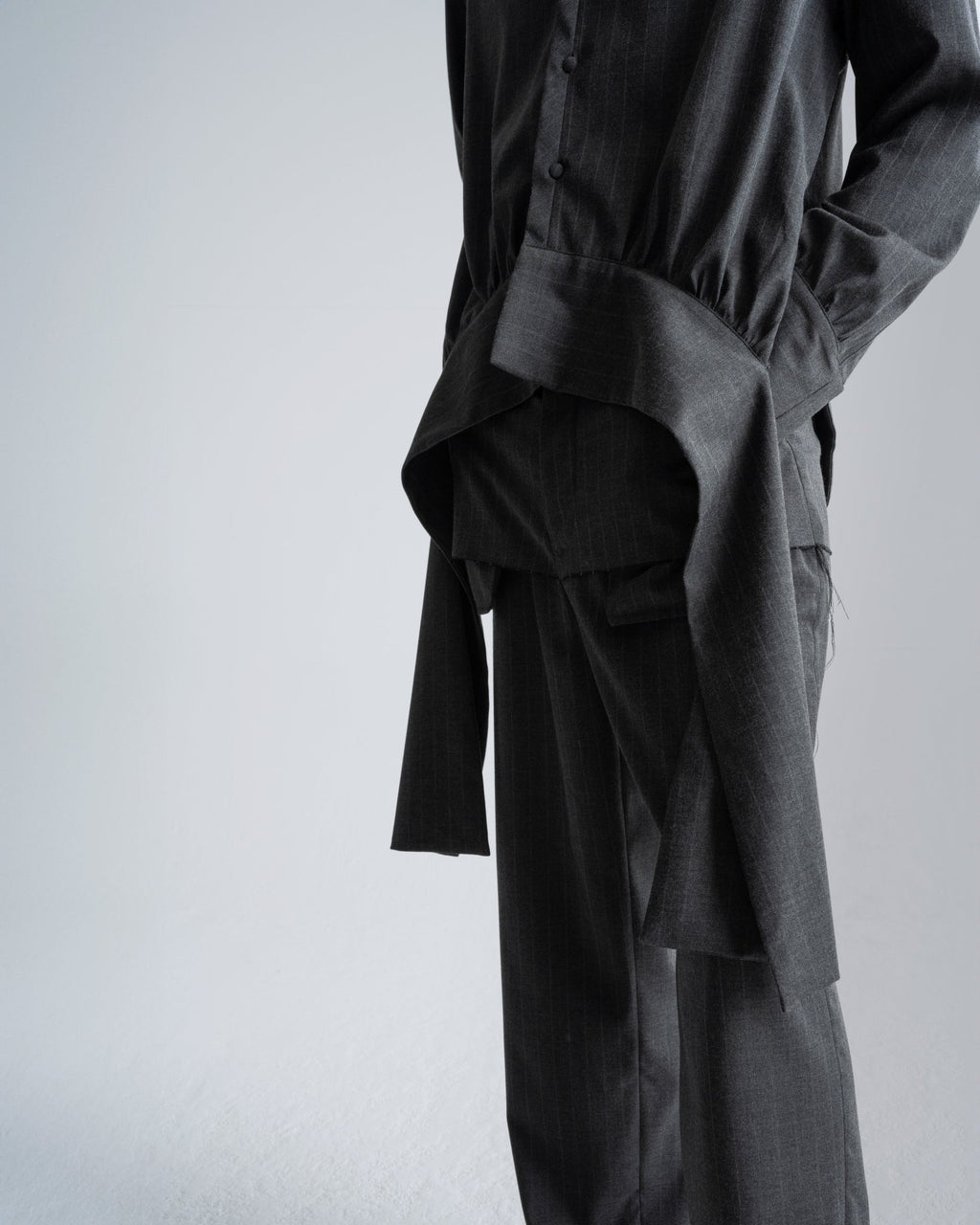CIRCLE SHIRT - WILLIAM FAN