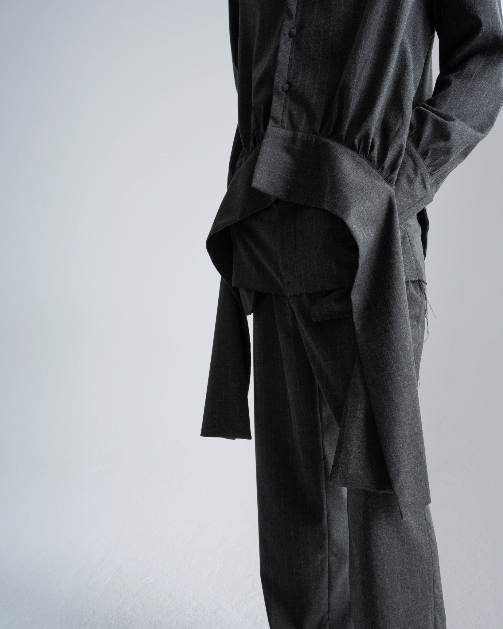 CIRCLE SHIRT - WILLIAM FAN