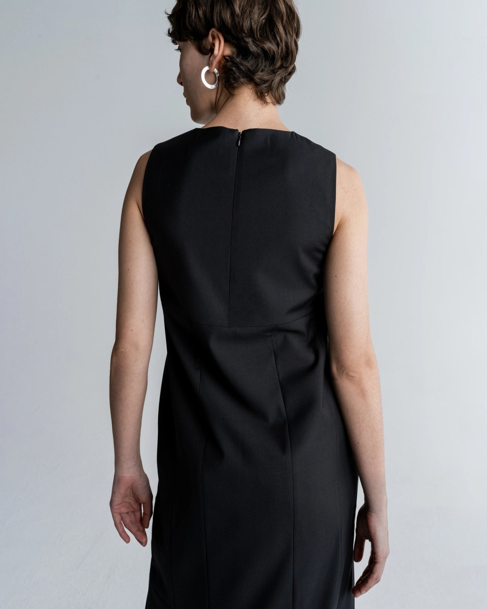 CLEAN DRESS
