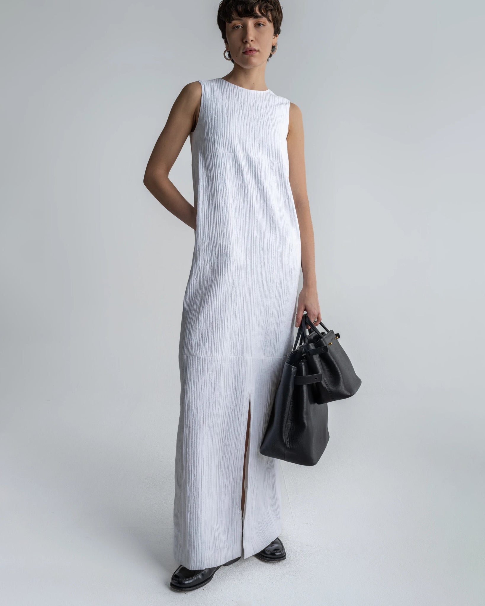 CLEAN DRESS
