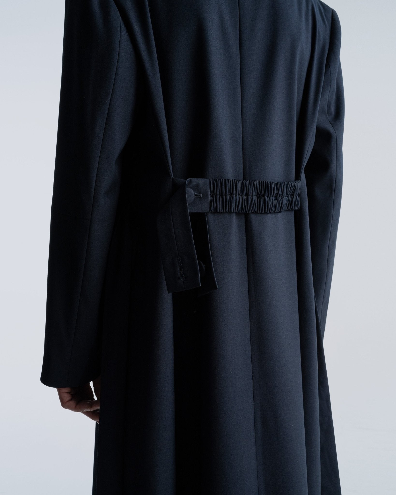 DOUBLE BREASTED COAT - WILLIAM FAN