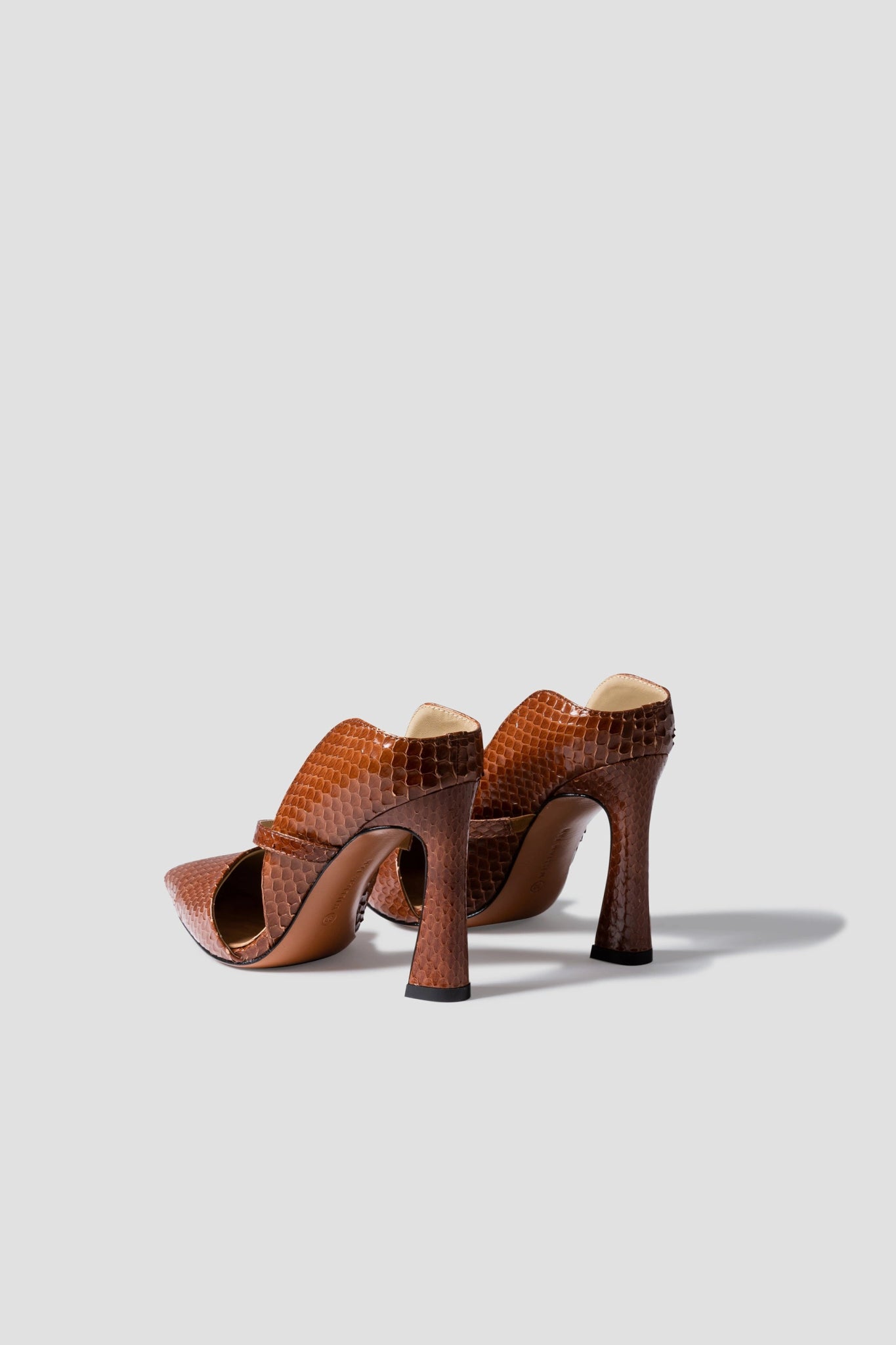 MARY JANE HEEL - WILLIAM FAN