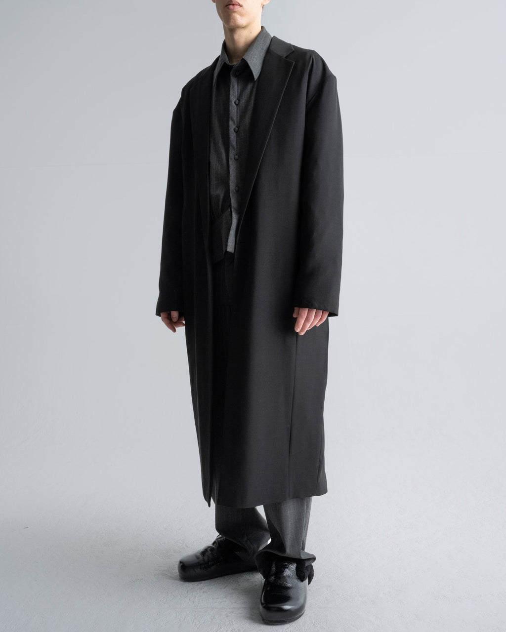 PADDED EGGSHAPE COAT - WILLIAM FAN