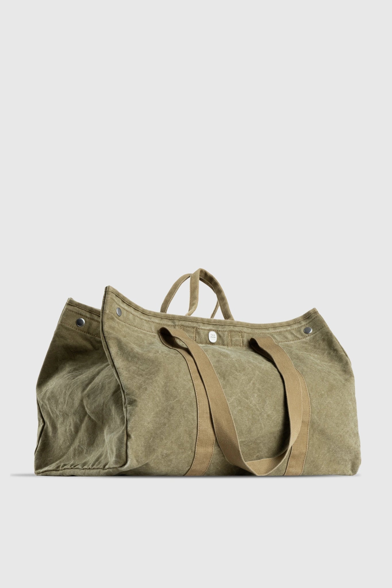 PLAZA SHOPPER L - WILLIAM FAN