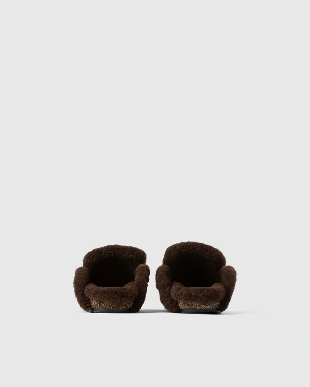 SLIPPER - WILLIAM FAN