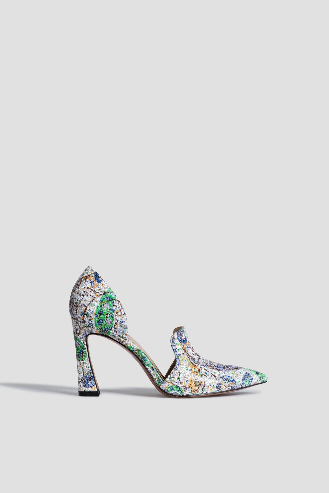 TOWN HEEL - WILLIAM FAN