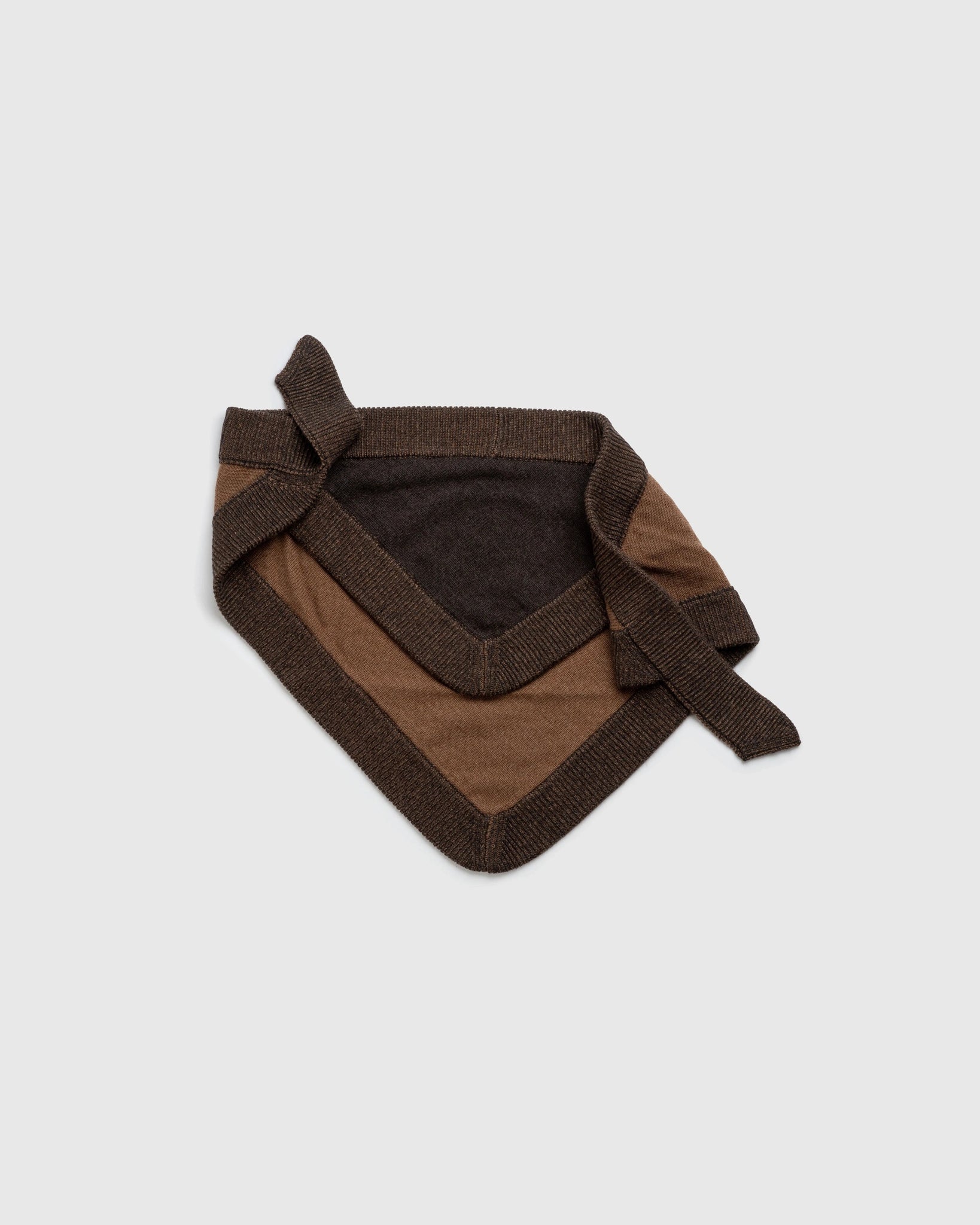 TRIANGLE SCARF - WILLIAM FAN